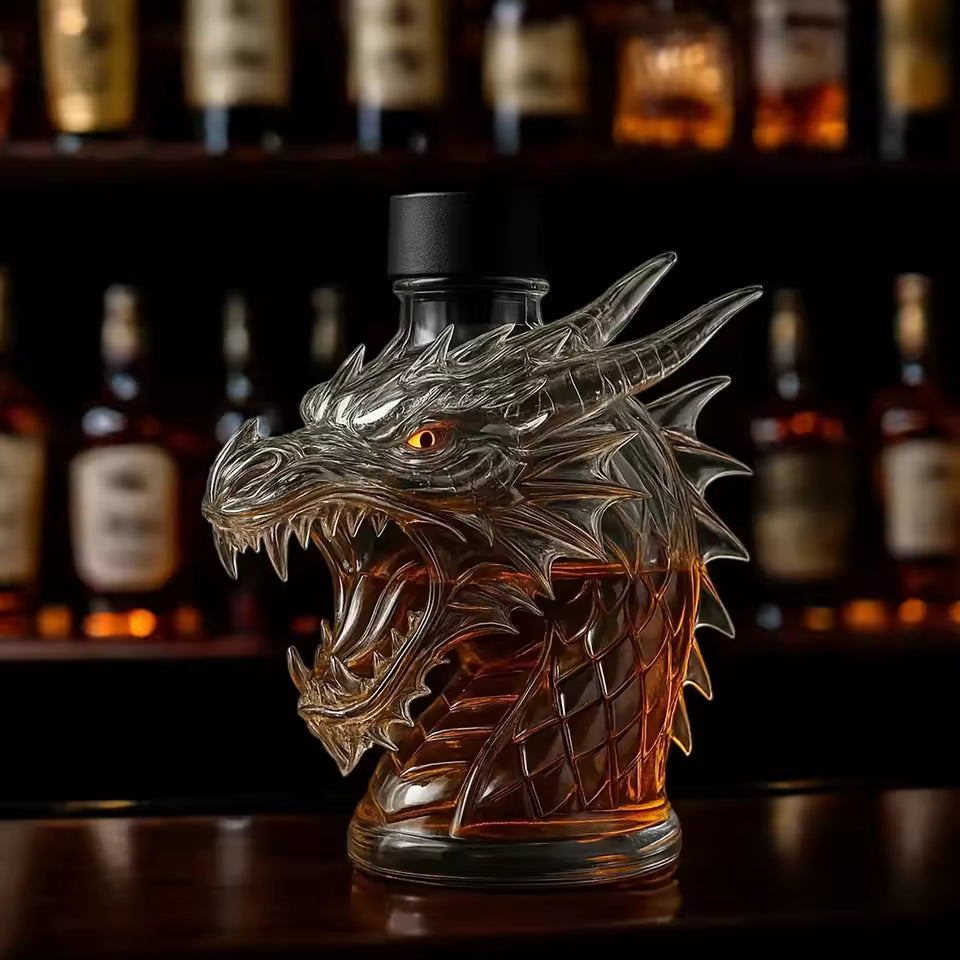 Garrafa de Whisky 'Dragão' – Design Cabeça de Dragão